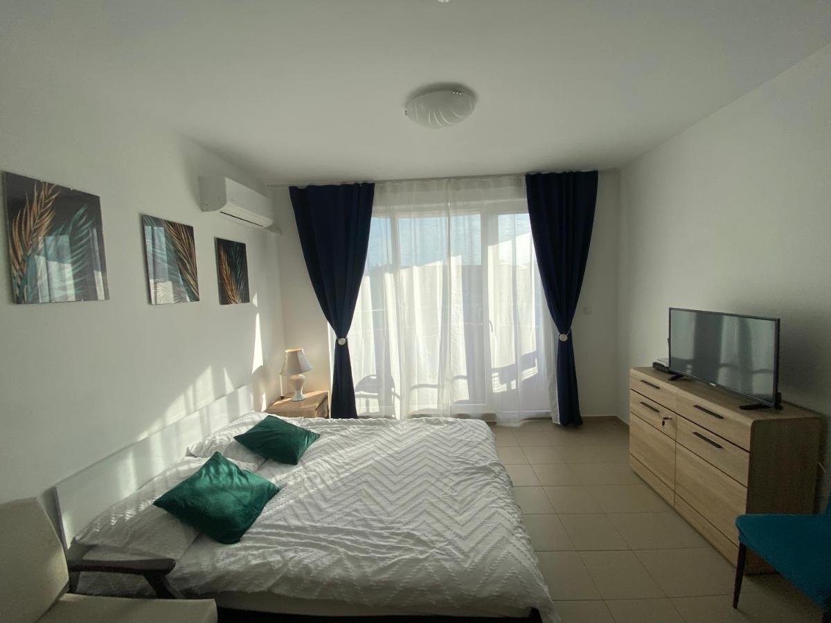 Admiral Plaza Aparthotel Sunny Beach Exterior photo