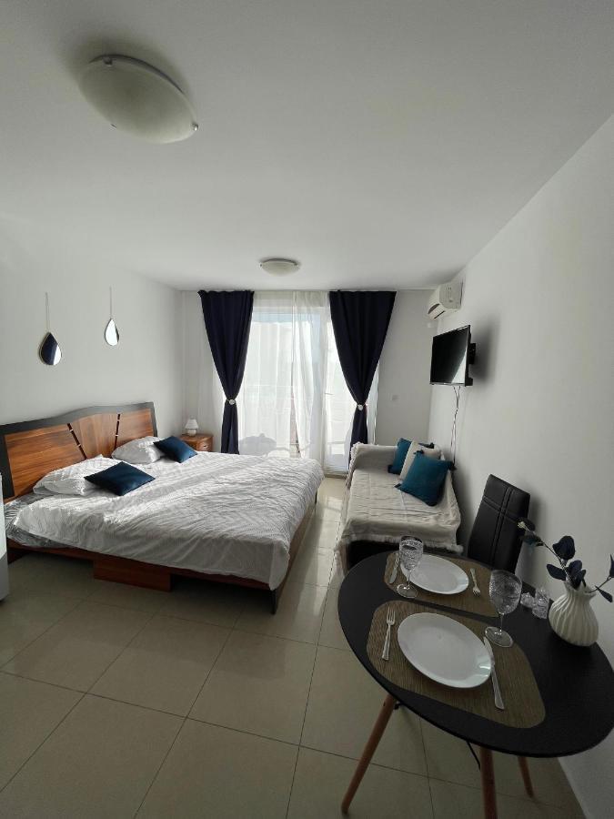 Admiral Plaza Aparthotel Sunny Beach Exterior photo